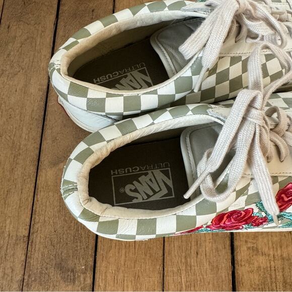 Vans Old Skool DX Leather Checkerboard Rose Embroidered Sneakers M 10.5 W 12 - Picture 8 of 10